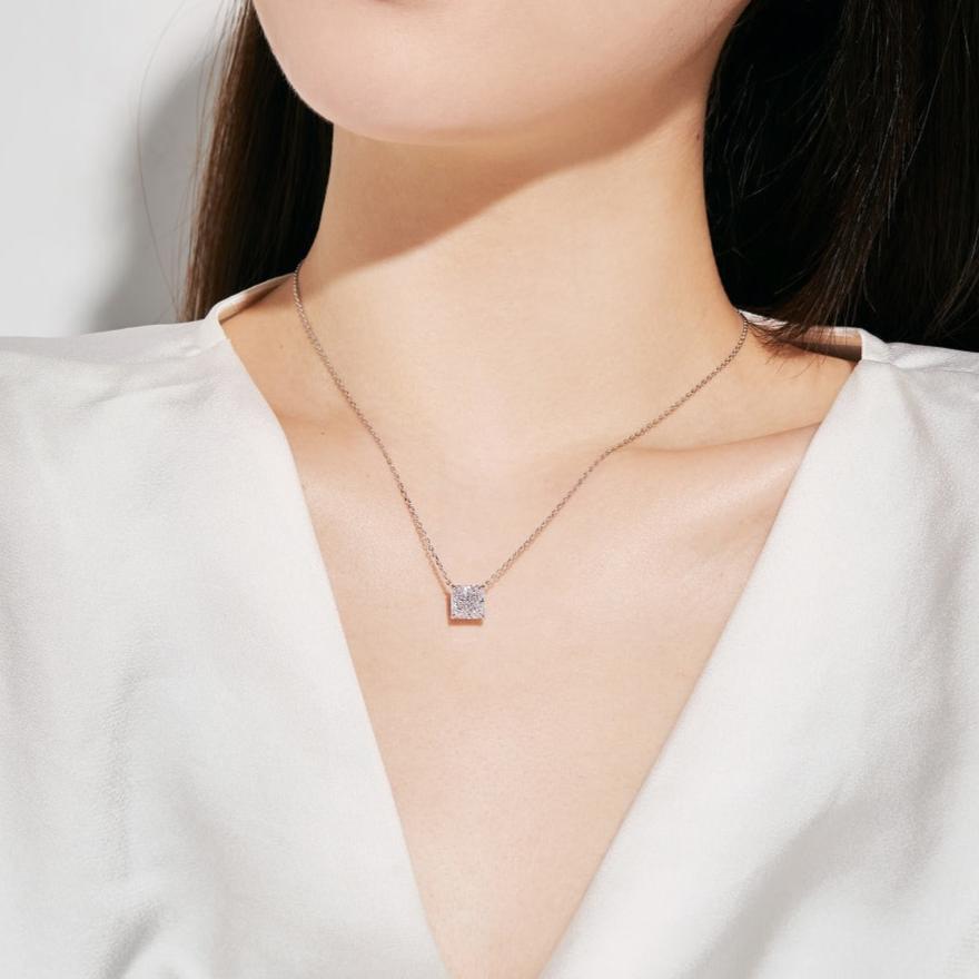 Square Cushion Neckalce